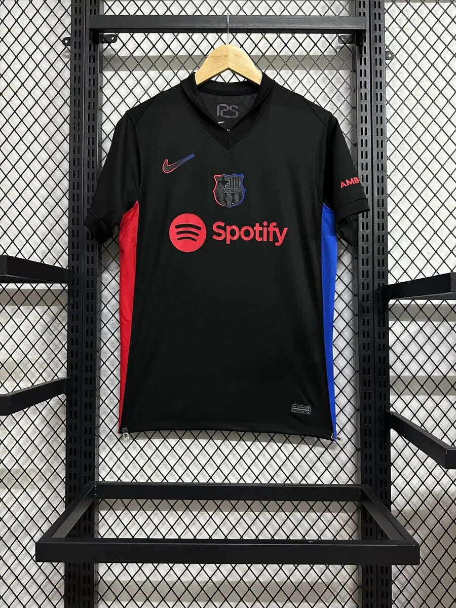 2ª Equipación FC Barcelona 24/25 (Negra) + Pantaloneta Gratis